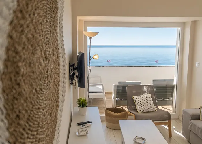 Amazing Sea View Apartment *